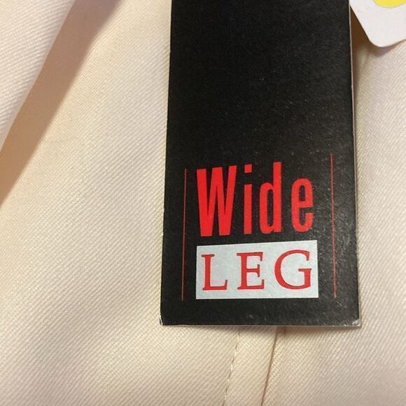 NWT FUBU 34W x 30L Vintage Wide Leg Pleated and Cuffed Unisex Pants - Picture 8 of 10